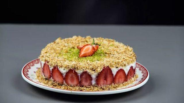 Nefis kadayıflı çilekli muhallebi tarifi (Videolu anlatım) 