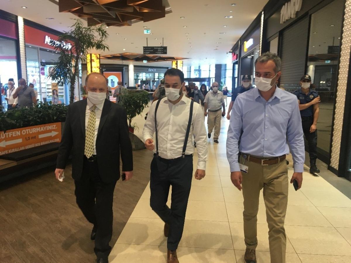Maltepe&rsquo;de Kaymakam&rsquo;dan korona vir&uuml;s denetimi