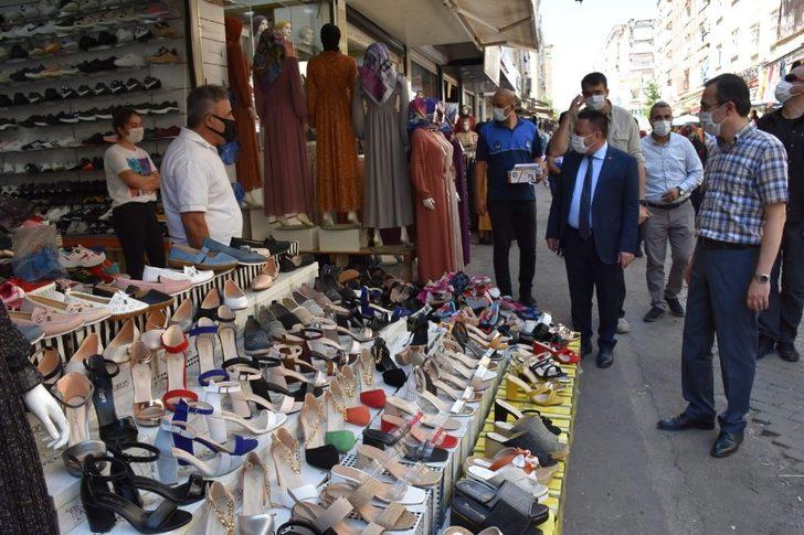 Başkan Beyoğlu vatandaşlara kontrollü sosyal hayat tedbirlerini anlattı G3
