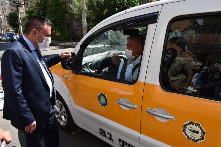 Başkan Beyoğlu vatandaşlara kontrollü sosyal hayat tedbirlerini anlattı G5