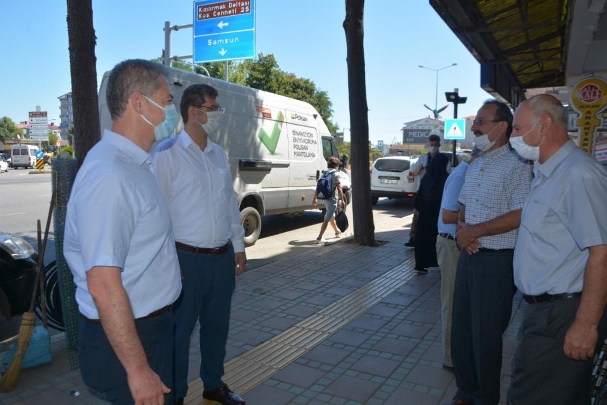 &rsquo;Maskeni tak, sosyal mesafeyi uygula&rsquo; denetimi