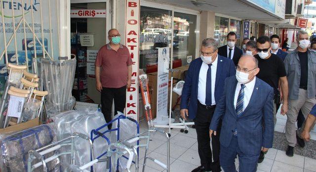 Manisa Valisinden ‘hastaneler doldu’ ve ‘OSB’de vakalar arttı’ iddialarına açıklama