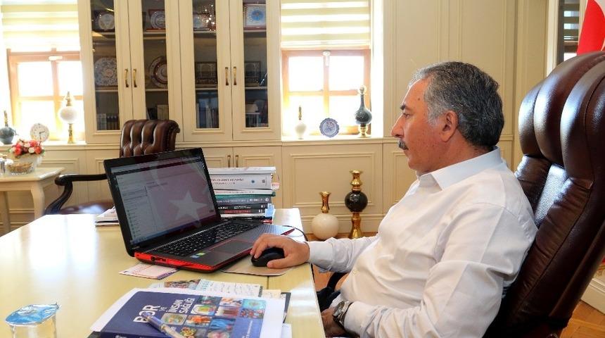 Aİ&Ccedil;&Uuml; &lsquo;&Uuml;niversiteni Keşfet&rsquo; Y&Ouml;K Sanal Fuarı&rsquo;nda