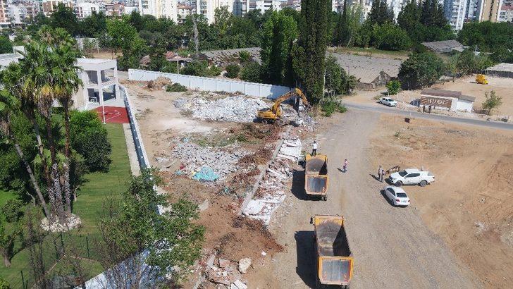 Kırcami’de yol açma çalışmaları devam ediyor G2