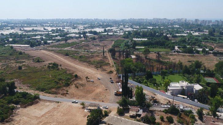 Kırcami’de yol açma çalışmaları devam ediyor G3