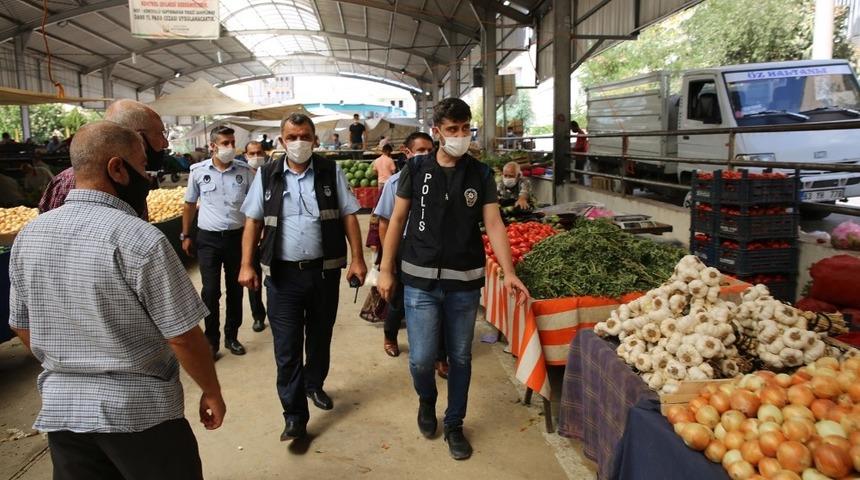 Haliliye’de ekipler maske denetimine çıktı