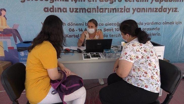 Kartal Belediyesi üniversite tercihlerinde öğrencilerin yanında G4