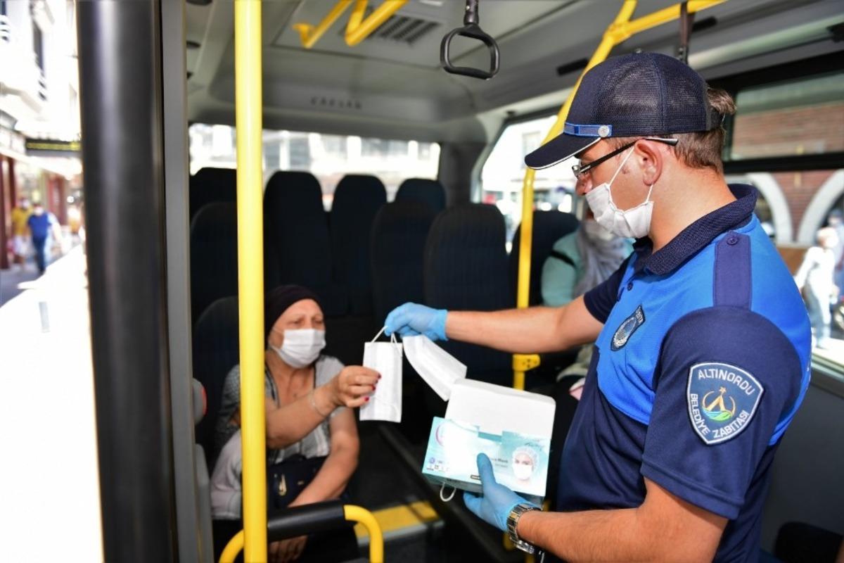 Altınordu&rsquo;da korona vir&uuml;s&uuml; denetimleri s&uuml;r&uuml;yor