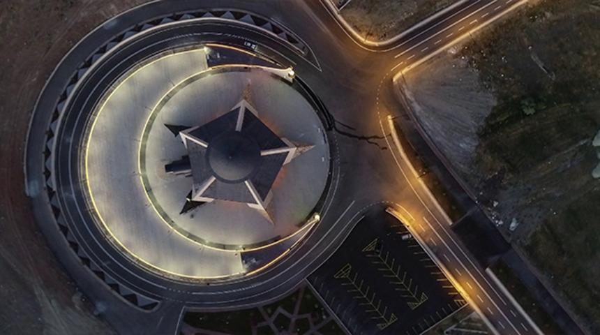 Türkiye’nin ilk ay yıldızlı camisi yarın ibadete açılıyor! Ay Yıldız Camii nerede?