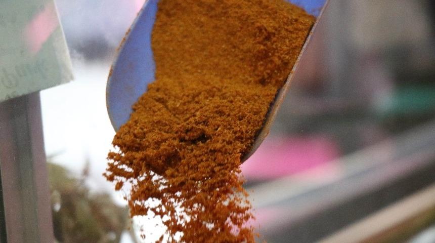 Aktarlar sucuk, köfte ve mangal baharatı siparişine yetişemiyor