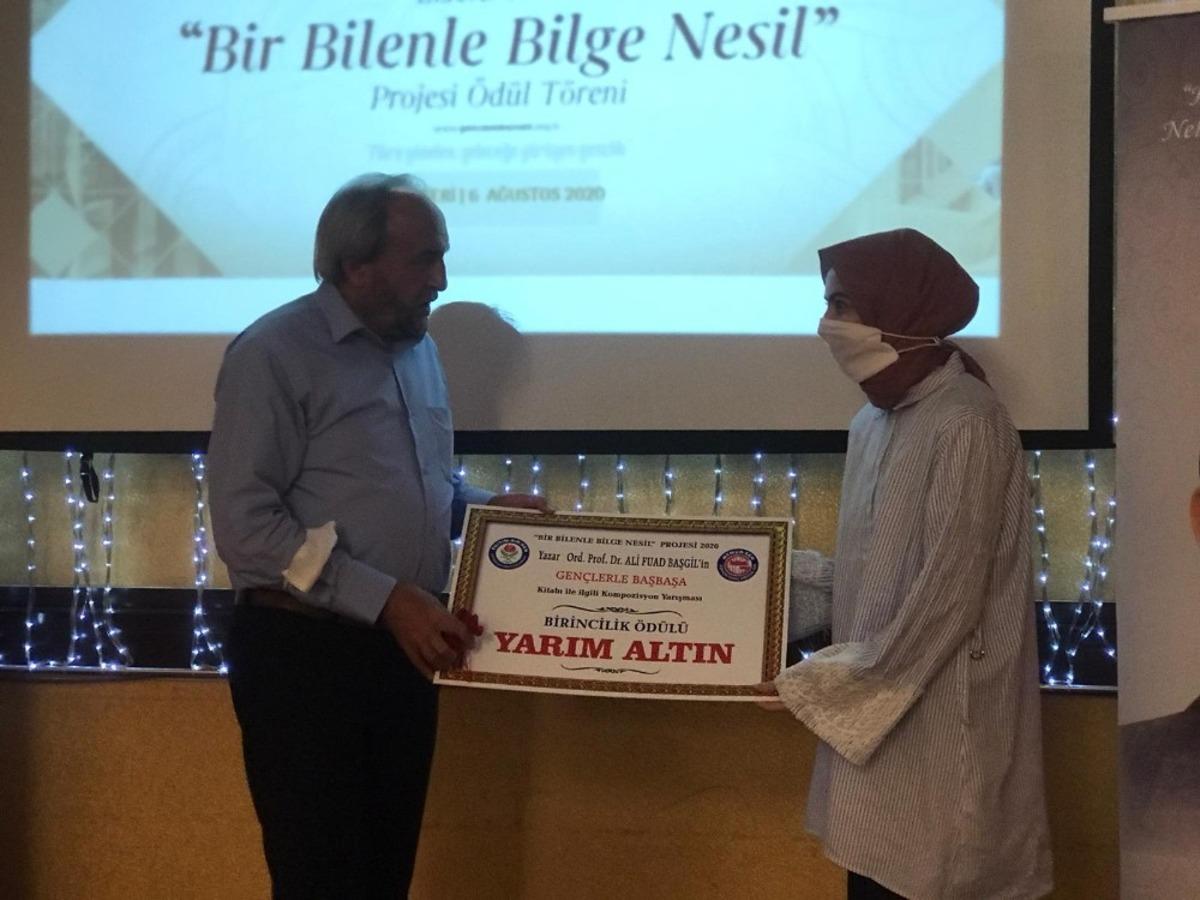&rsquo;Bir Bilenle Bilge Nesil&rsquo; Proje Yarışmasında &ouml;d&uuml;ller sahiplerini buldu