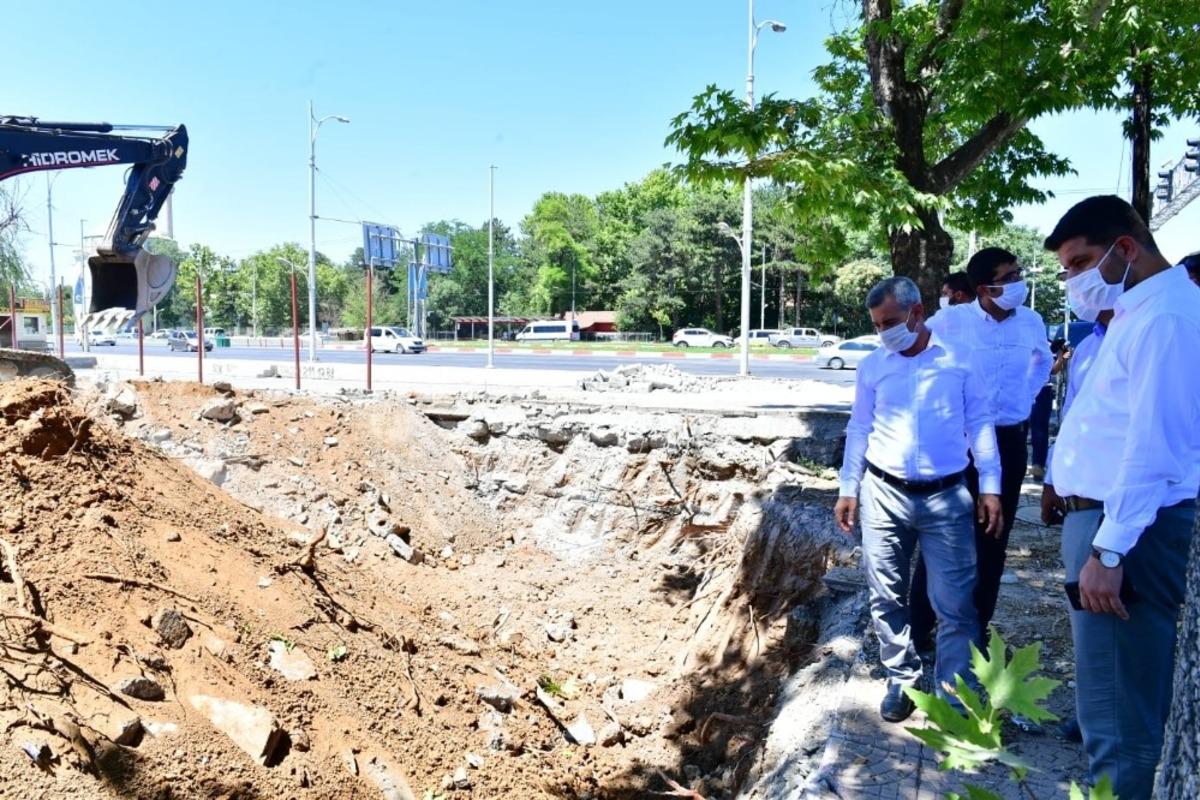 Yeşilyurt Belediyesi yeni hizmet binasının kazı &ccedil;alışmaları başladı