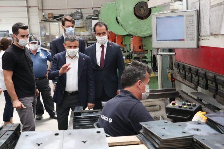 Vali Atay, Gümüşova OSB’de fabrikaları ziyaret etti G1