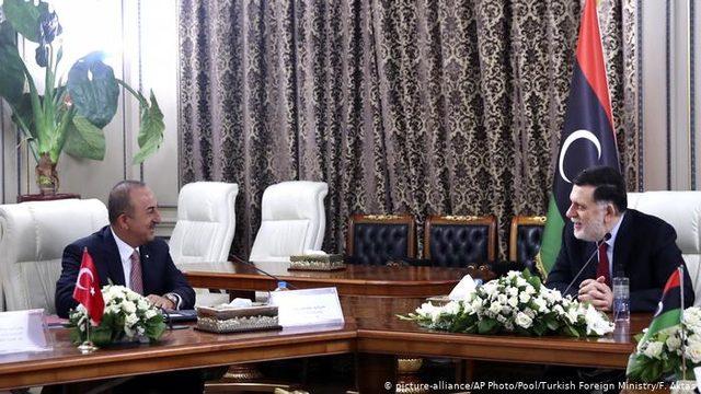 Çavuşoğlu'ndan Almanya'ya İrini eleştirisi