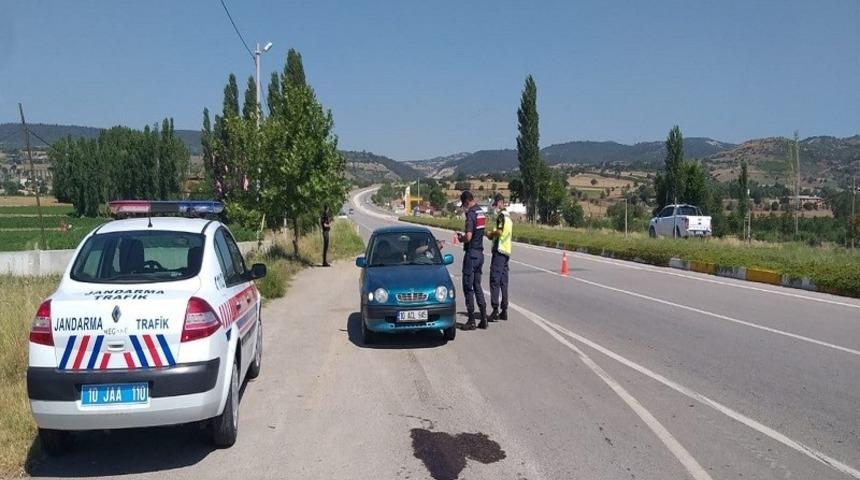 Jandarma aranan 349 kişiyi yakaladı