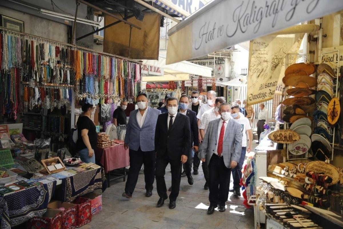 Konak&rsquo;ta tam saha Covid-19 denetimi