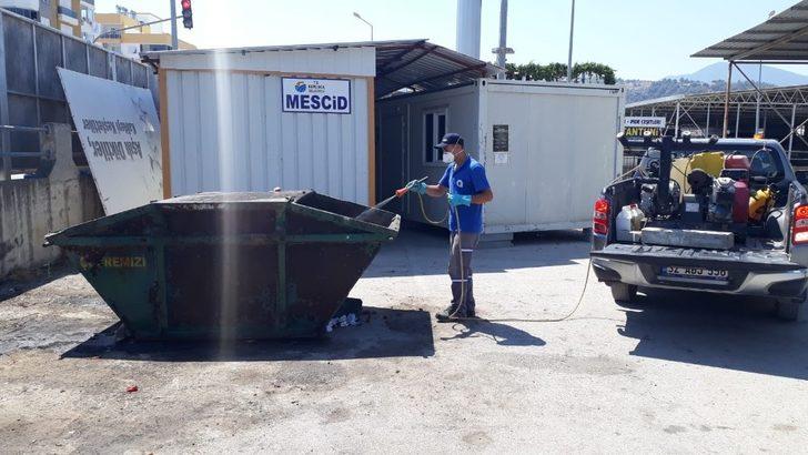 Büyükşehir Belediyesinden Kumluca ve Beykent  Toptancı Halinde ilaçlama G2