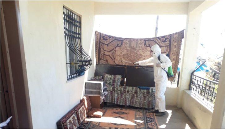 Beldedeki evler dezenfekte edildi G1