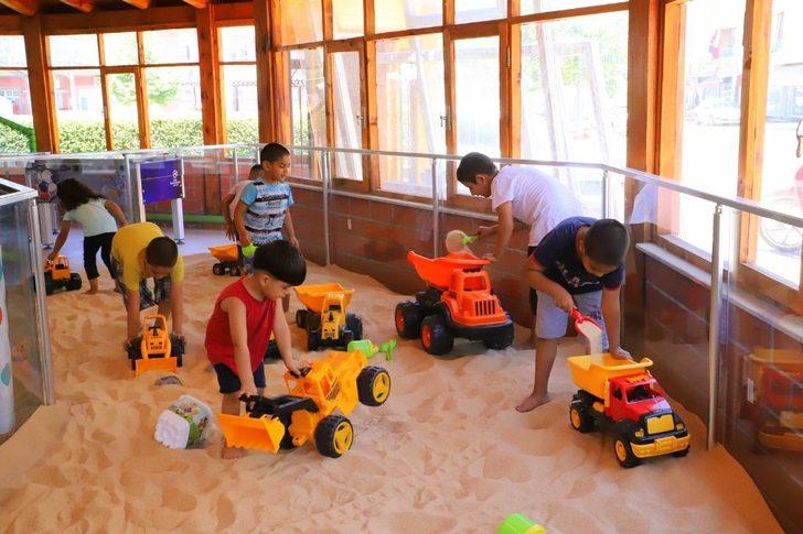 Başkan Bilgin, çocukları sevindirdi G1