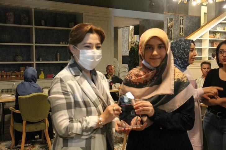 KİHMED, başarıyı ödüllendirdi G4