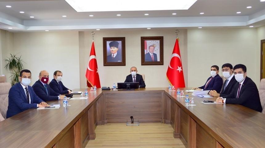 Vali H&uuml;seyin &Ouml;ner başkanlığında, Ağustos ayı kaymakamlar toplantısı yapıldı