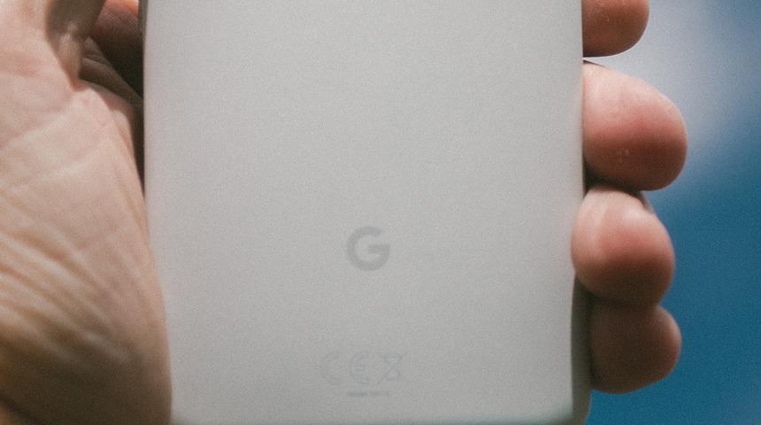 Galaxy Z Fold 2'ye taze rakip: Google'dan katlanabilir akıllı telefon geliyor!