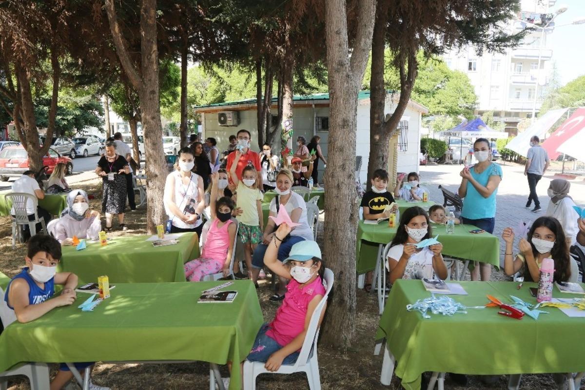 Hiroşima&rsquo;ya atılan atom bombasının 75. yıl d&ouml;n&uuml;m&uuml;nde d&uuml;nya barışı i&ccedil;in bin turna