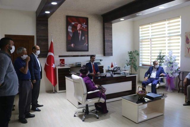 Aşkale Kaymakamı Murat Karaloğlu&rsquo;na hayırlı olsun ziyareti 1