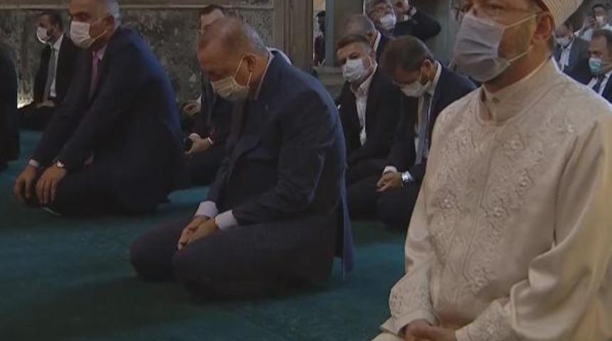 Cumhurbaşkanı Erdoğan Ayasofya Camii'nde
