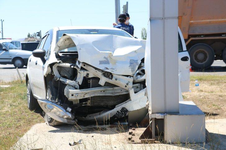 Sivas’ta trafik kazası: 4 yaralı G4