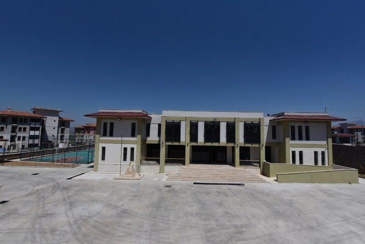 Akgedik Yunuskent’te okulların yapımı tamamlandı G3