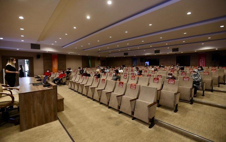 Büyükşehir’den havuz işletmelerine eğitim G2