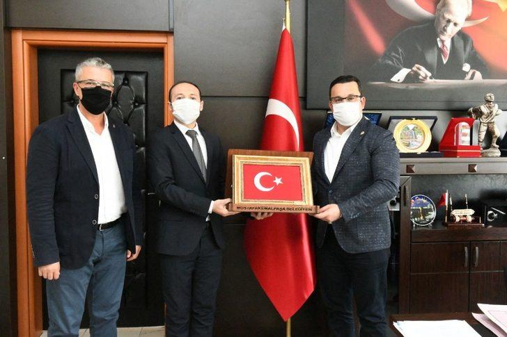 Başkan Kanar’dan yeni atanan Erçetin ve Güner’e hayırlı olsun ziyareti G4