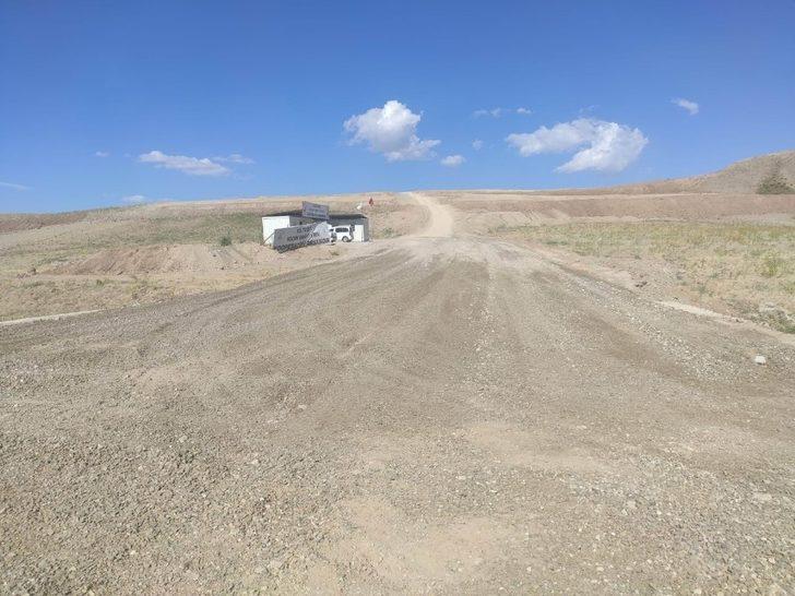 Tuşba Belediyesinden ilçenin sanayisine yol desteği G4