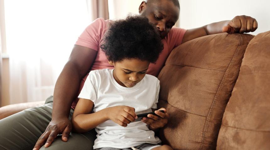 Oyunseverlerin merakla beklediği telefon tanıtıldı! &Ouml;zellikleri "yok artık" dedirtiyor...