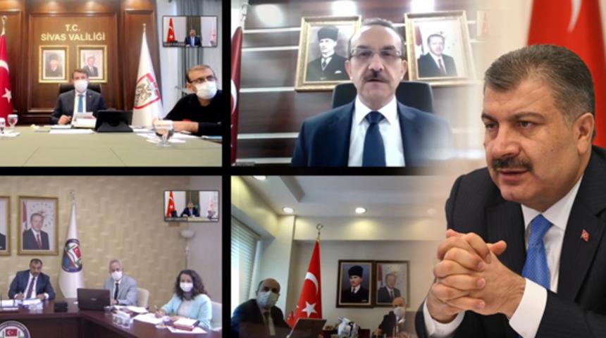 Bakan Koca'dan 4 ilin valisiyle koronavirüs toplantısı