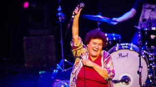 Selda Bağcan Barcelonalıları coşturdu