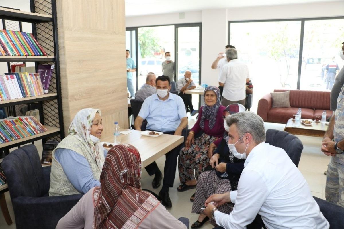 Kaş&rsquo;ta millet kıraathanesi a&ccedil;ıldı