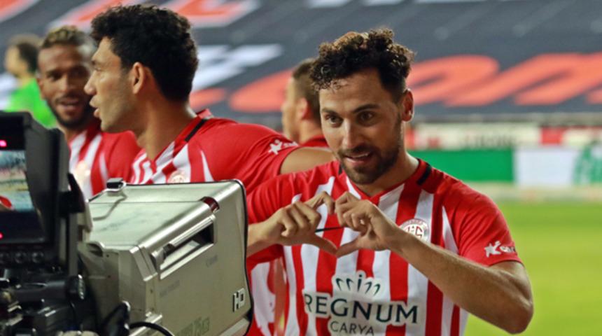 Fenerbahçe Sinan Gümüş'ün transferini bitirdi