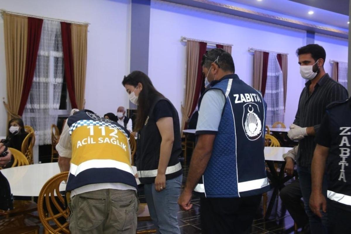 Ağrı&rsquo;da korona vir&uuml;se y&ouml;nelik sıkı denetimler devam ediyor