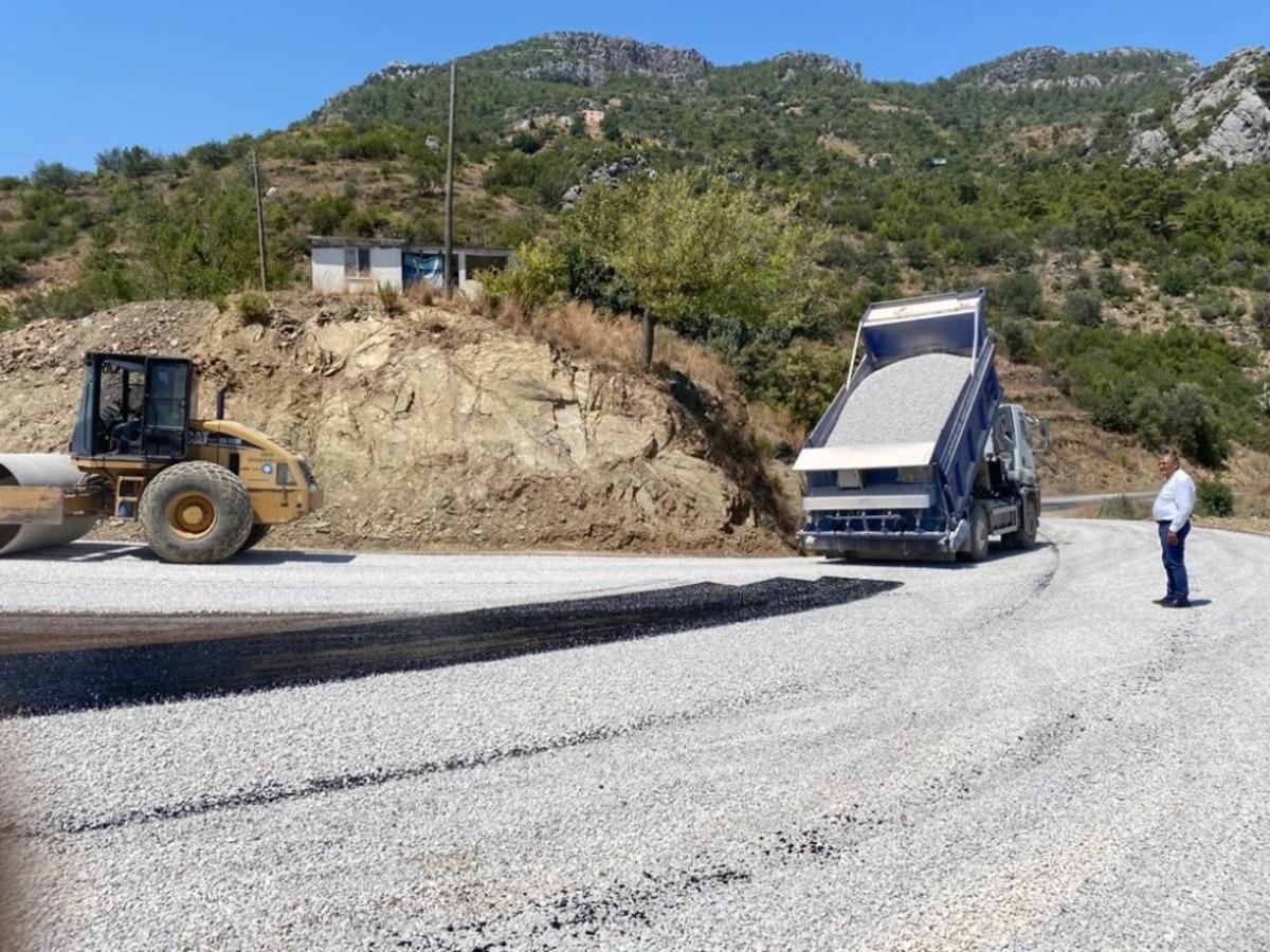 Alanya &Ccedil;amlıca yolu asfaltlandı