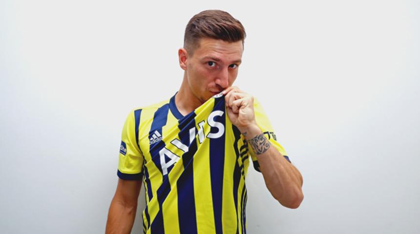 Mert Hakan'ın yazışmalarını sızdırana hapis cezası yolda!