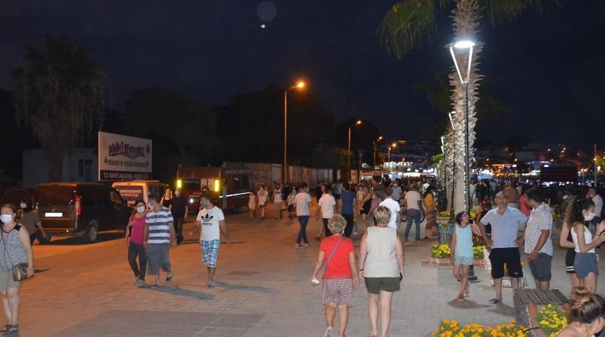 Didim’in geceleri de hareketli