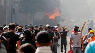Beyrut'ta protestocular ile güvenlik güçleri arasında çatışma