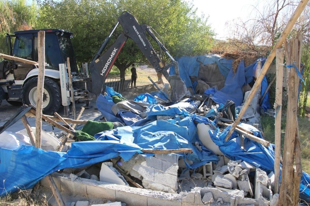 Haliliye&rsquo;de ka&ccedil;ak yapılara ge&ccedil;it yok