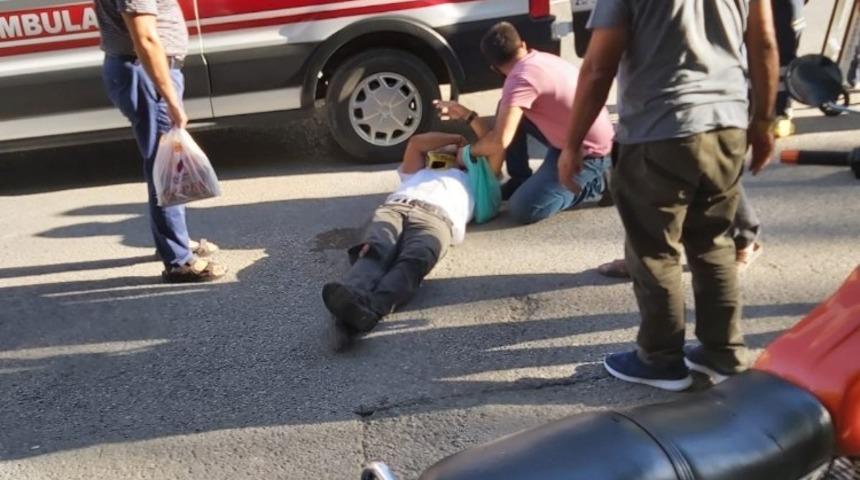 Otomobil ile motosiklet &ccedil;arpıştı: 1 yaralı