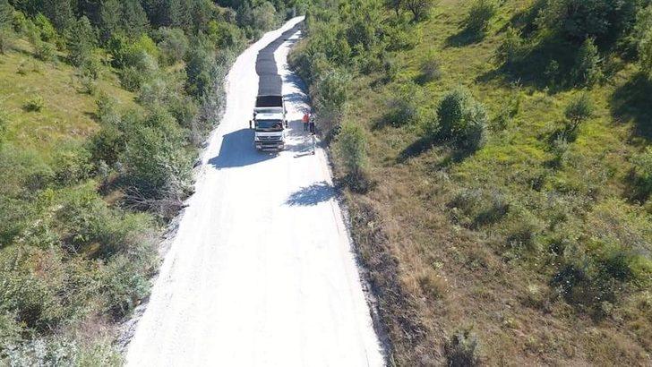 AK Partili vekiller asfalt çalışmalarını inceledi G2