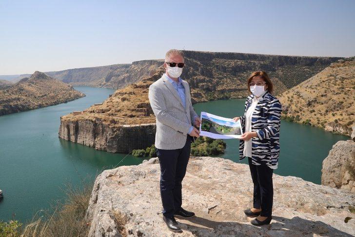 Rumkale’ye Türkiye’nin en büyük cam terası yapılacak G4