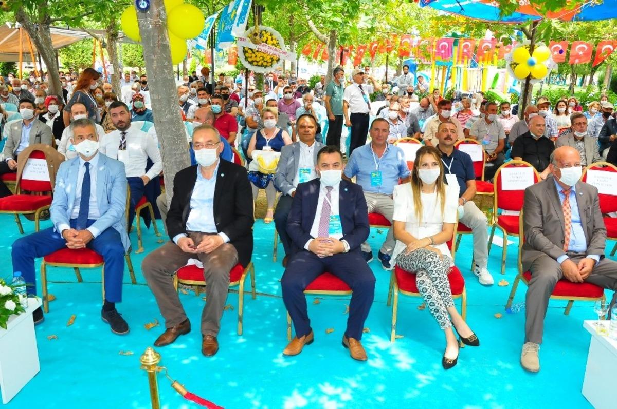 İYİ Parti Manisa&rsquo;da Eryılmaz, g&uuml;ven tazeledi