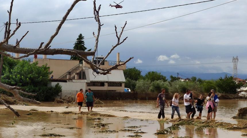Yunanistan'da sel felaketi: 5 kişi hayatını kaybetti